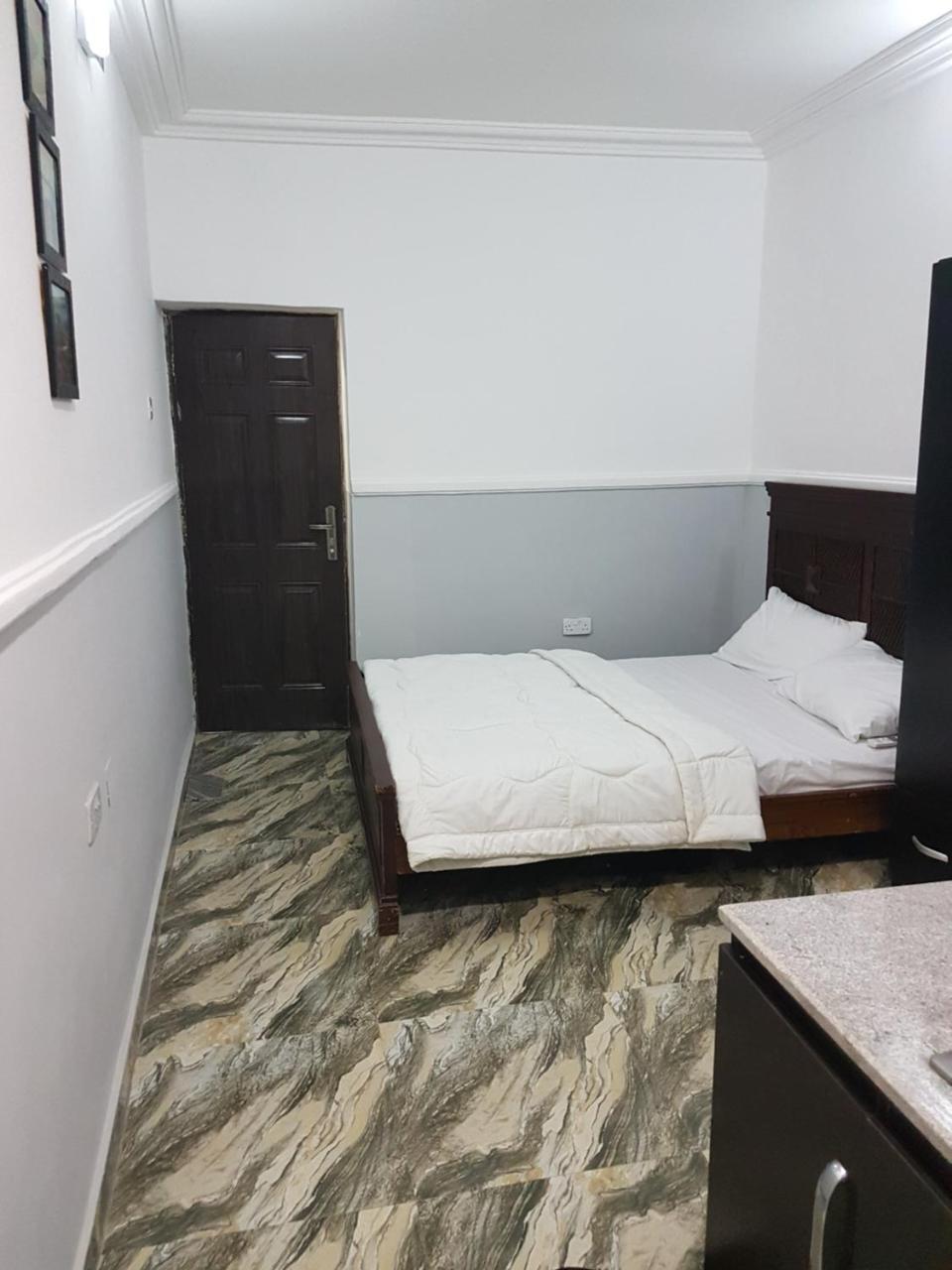 Rock Towers Apartments Αμπούζα Εξωτερικό φωτογραφία
